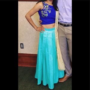 Crop top n pleated skirt sale)